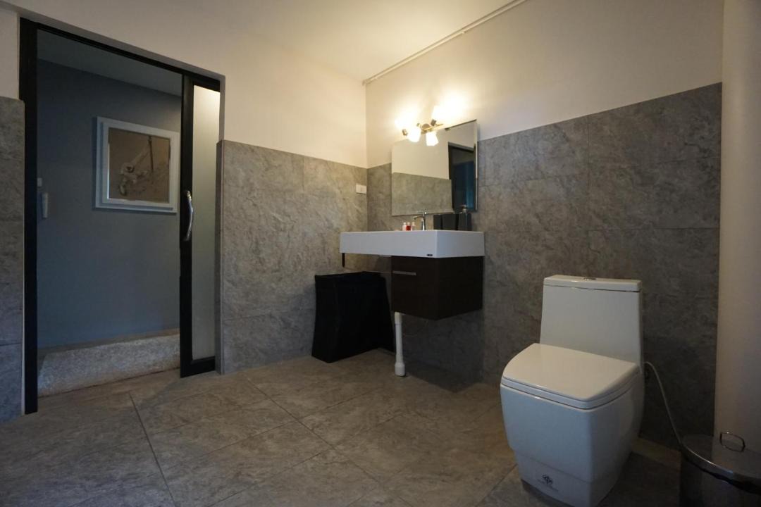 Photo of Bathroom in Tha Yang