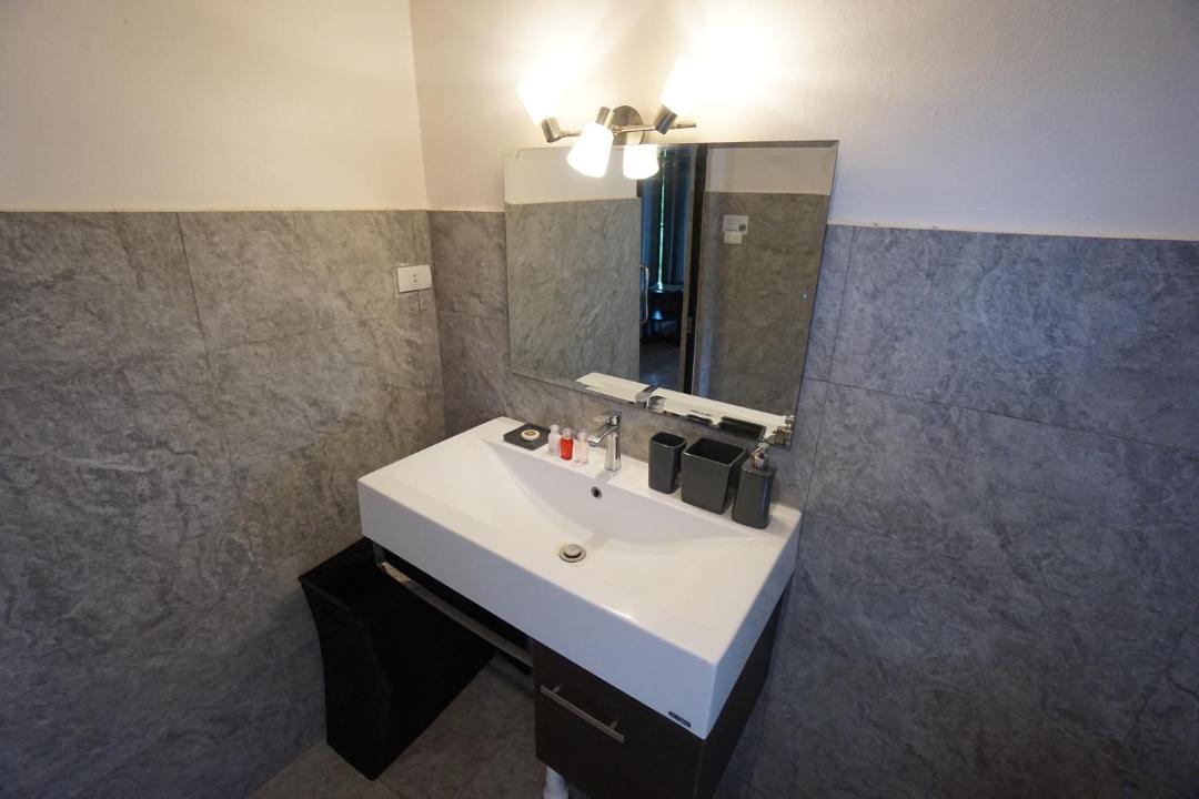 Photo of Bathroom in Tha Yang