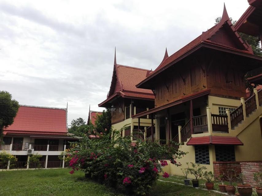 Photo of Buildings in Samphao Lom