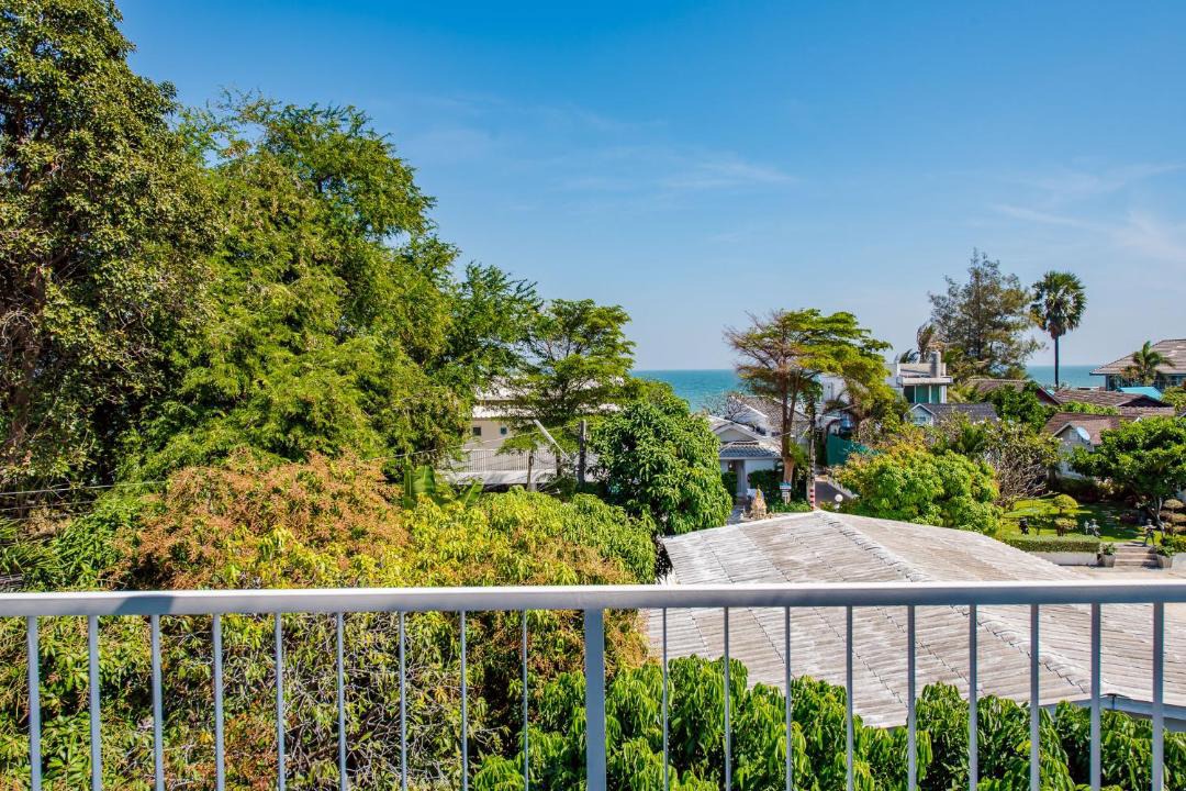 Photo of Patio Balcony in Khao Takiab