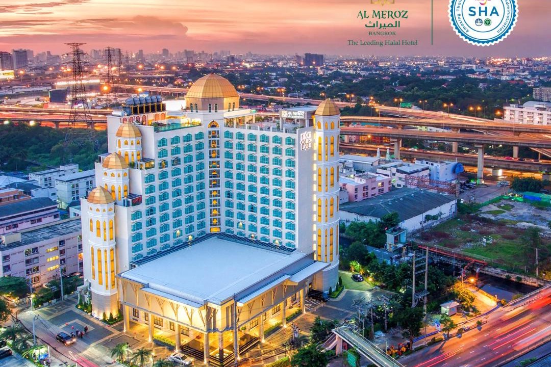 Photo of Buildings in Suan Luang