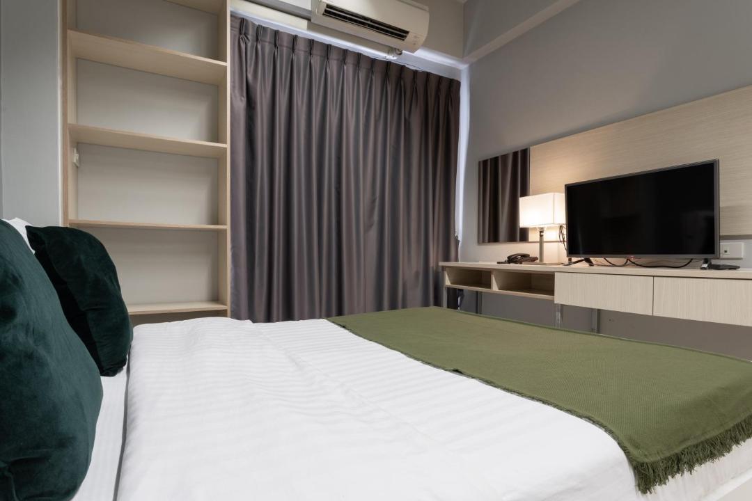 Photo of Bedroom in Thanon Phetchaburi