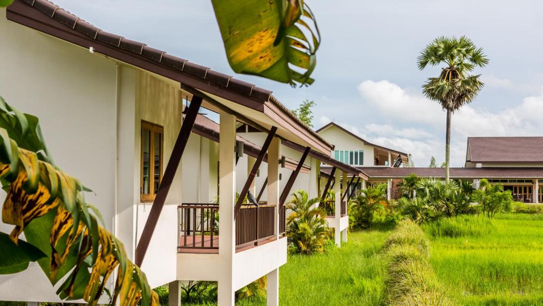 Photo of Buildings in Sakhrai