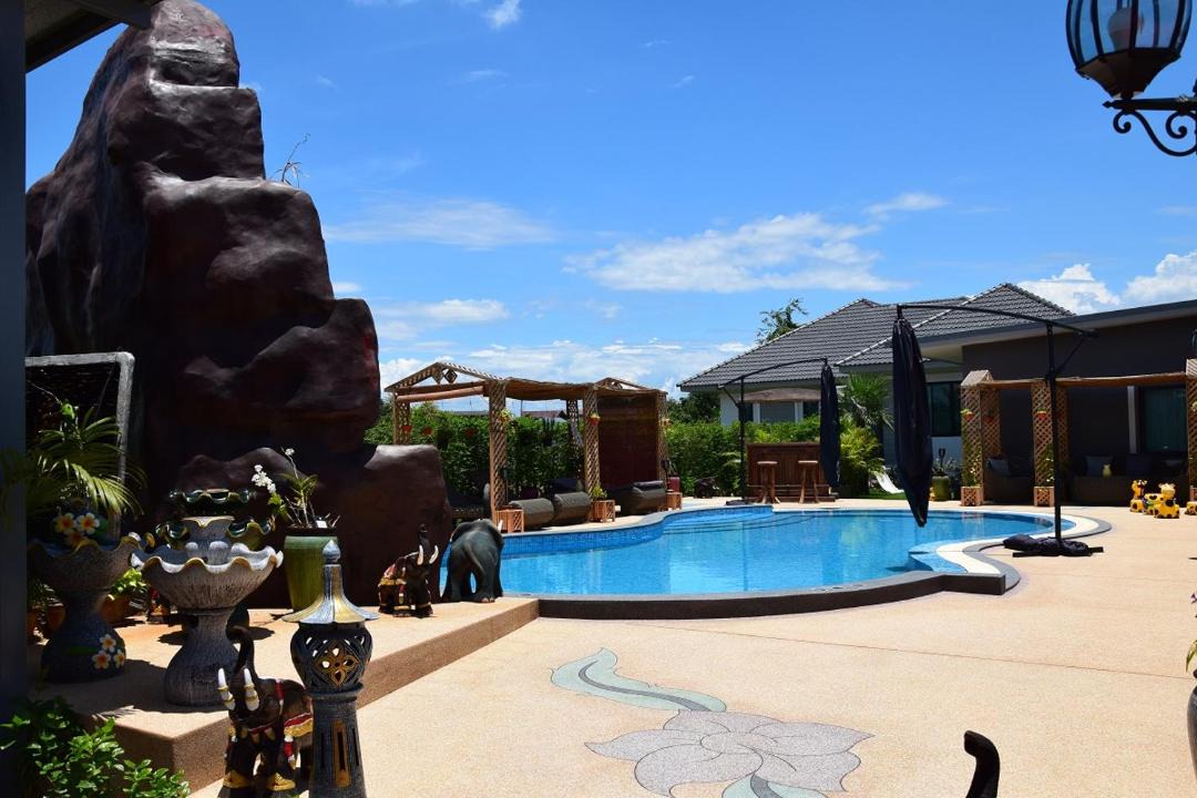 Photo of Outdoor in Saraphi