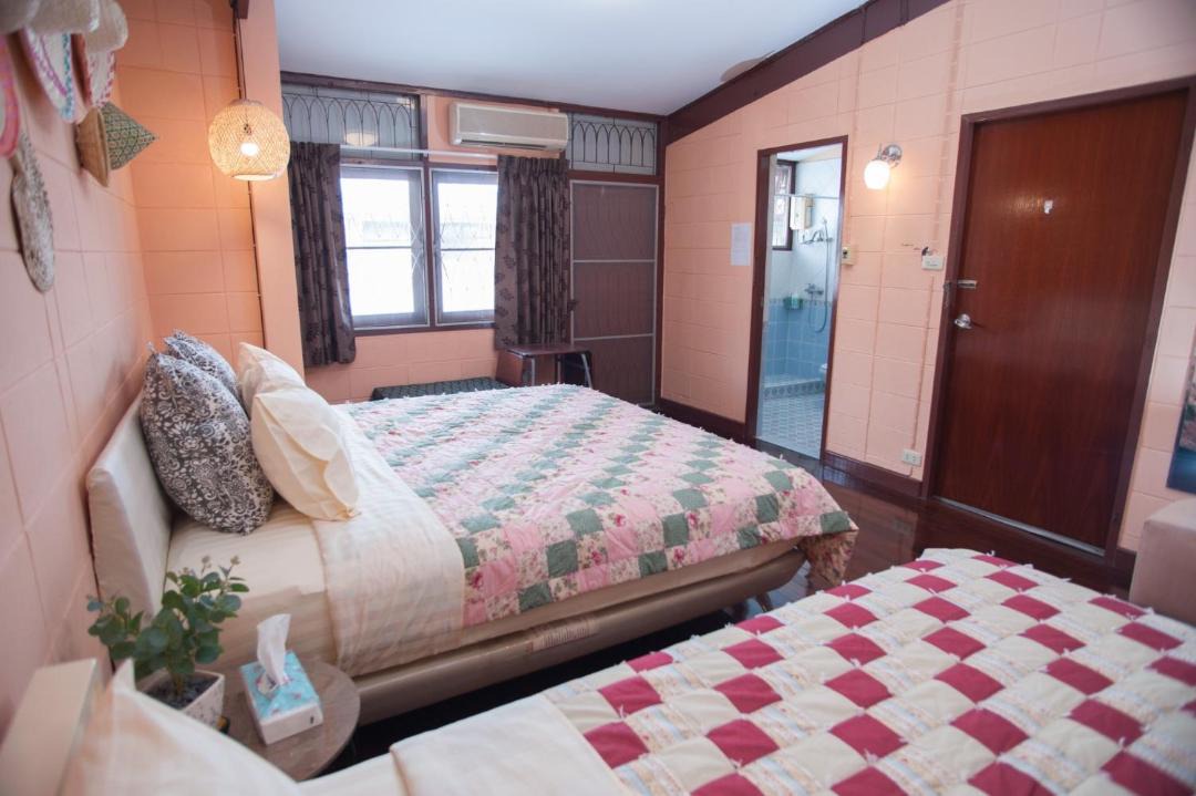 Photo of Bedroom in Hua Mak