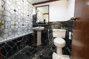 Photo of Bathroom in Tha Khlo