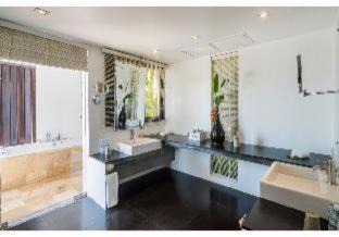 Photo of Bathroom in Ko Yao