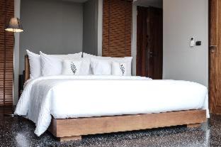 Photo of Bedroom in Wok Tum