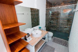 Photo of Bathroom in Klong Son