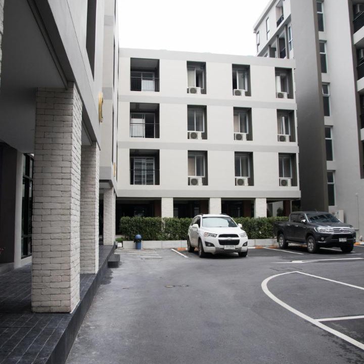 Photo of Others in Phlabphla