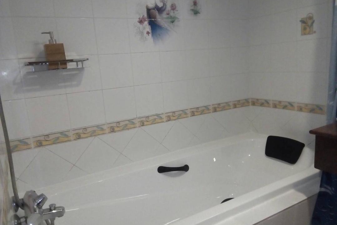 Photo of Bathroom in Tha Thaewawong