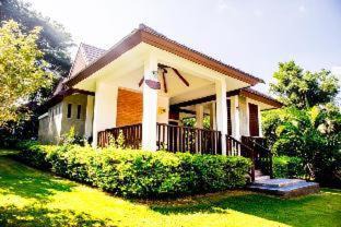 Photo of Others in Mae Pong