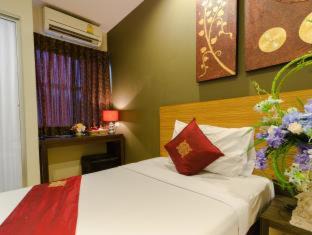 Photo of Bedroom in Talat Yot