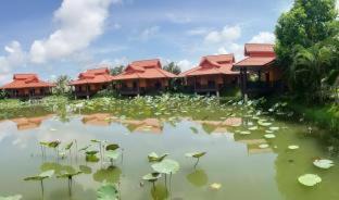 Photo of Others in Si Mueang Chum