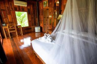 Photo of Bedroom in Khao Saming