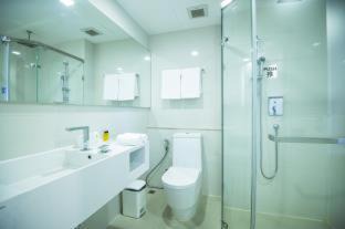 Photo of Bathroom in Yan Nawa