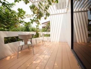 Photo of Patio Balcony in Khao Takiab