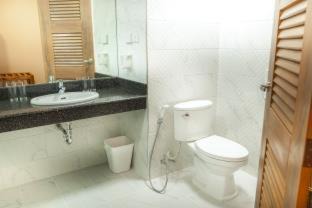 Photo of Bathroom in Makkasan