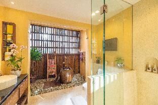 Photo of Bathroom in Chaweng City Center