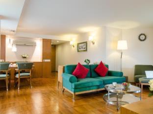 Photo of Livingroom in Embassy District