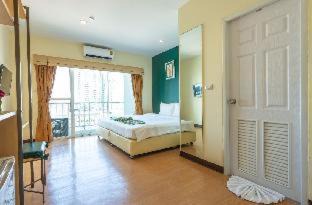 Photo of Bedroom in Khlong San