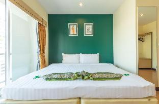 Photo of Bedroom in Khlong San