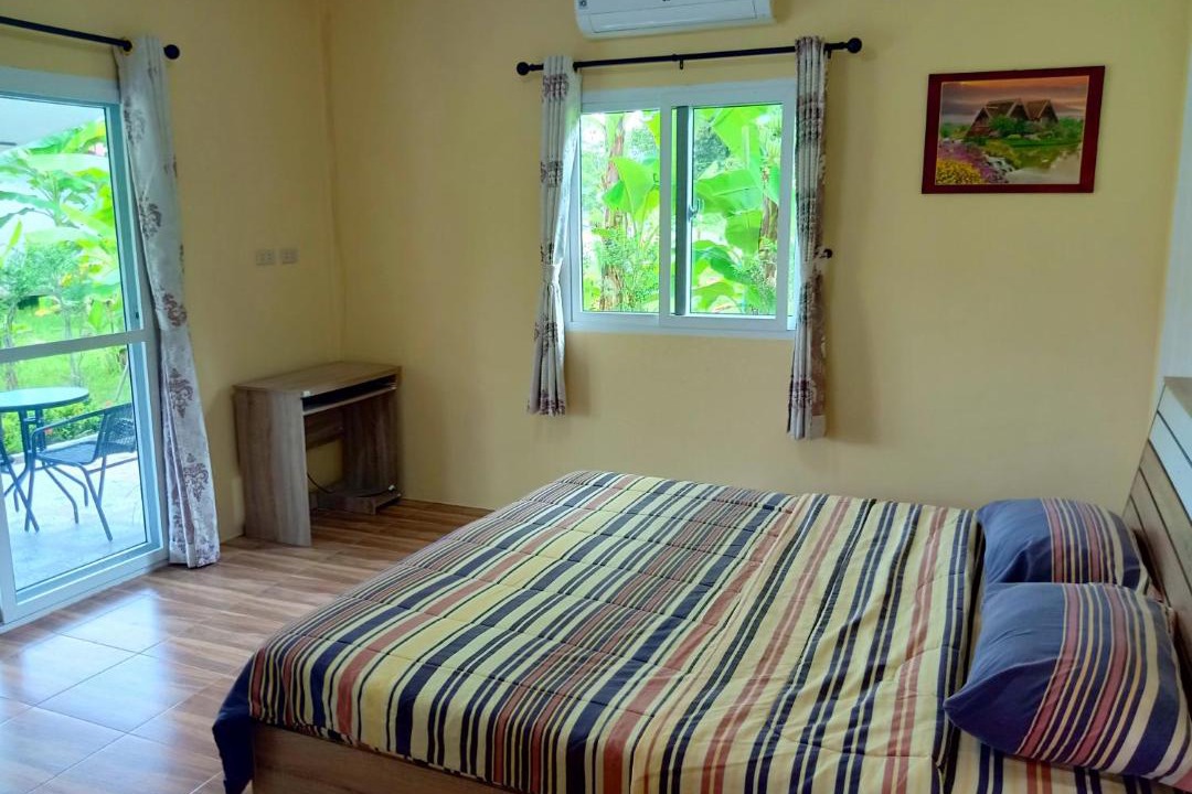 Photo of Bedroom in Phen