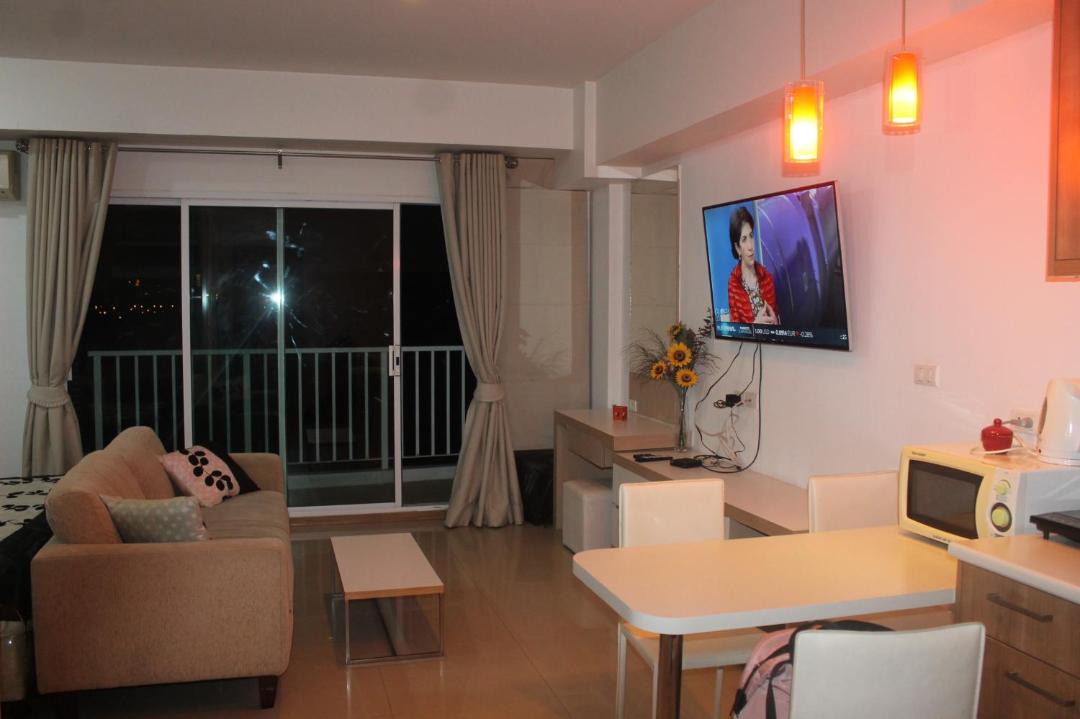 Photo of Livingroom in Phaya Thai
