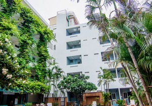 Sutus Court 5