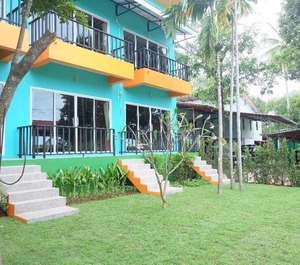 Poshtel 