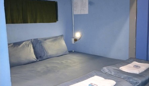 Sigle Bed in Dormitory Room (10 Bed)