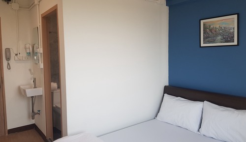 Private Double Room with Private Bathroom