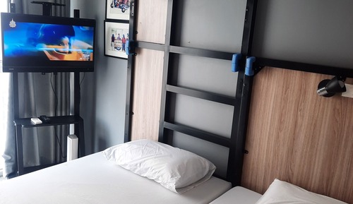 Private Double Room with Shared Bathroom