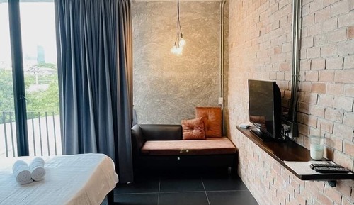 Deluxe Double Room, City View