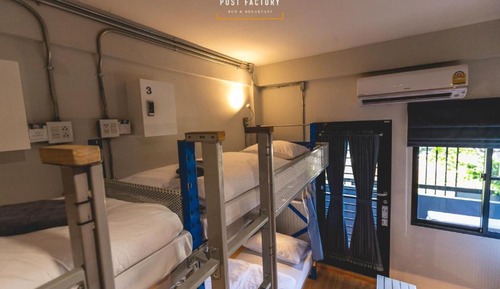 10-Bed Mixed Dormitory