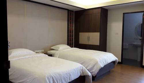 Classic Twin Room