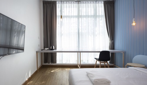 Standard Double Room with Private Bathroom 
