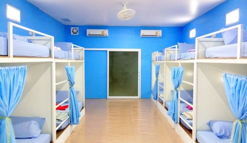 10-Bed Mixed Dormitory