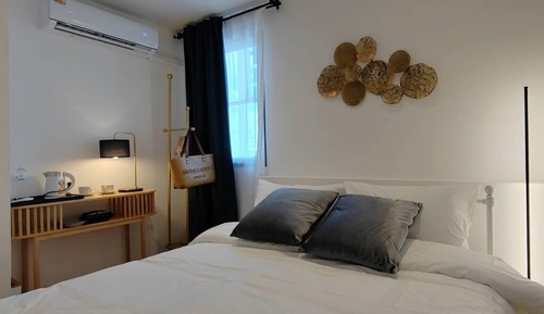 Superior Double Room, City View