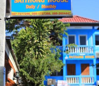 Deluxe Double Room (2 Adults + 1 Child)