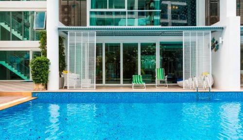 Duplex Apartment with Pool Access - A101