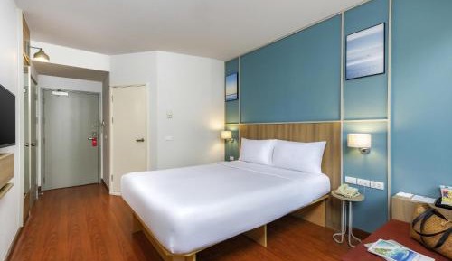 Standard Double Room - City Side