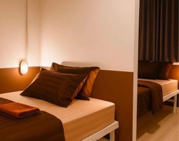 6-Bed Mixed Dormitory Room