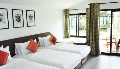 Deluxe Triple Room
