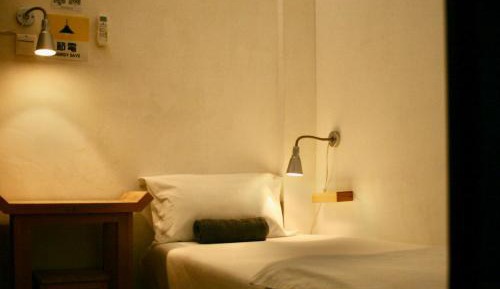 Single Room with Shared Bathroom