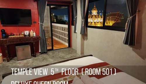 Deluxe Queen Room