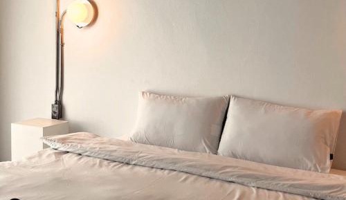 Standard Double Room with Shared Bathroom