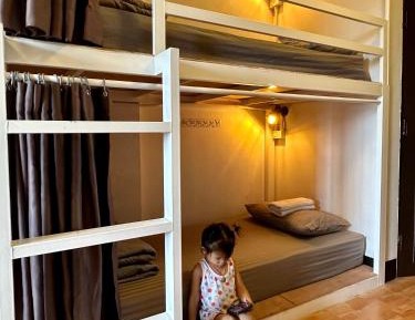 Bed in 10-Bed Mixed Dormitory Room