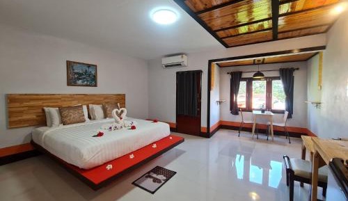 Superior King Room