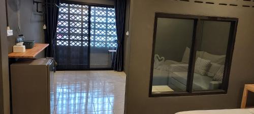 Economy Triple Room with Shared Bathroom